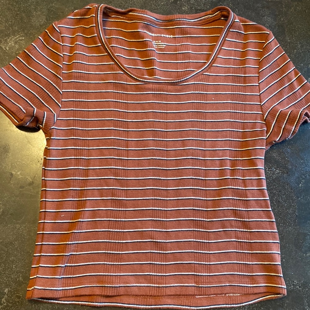 American eagle top size M